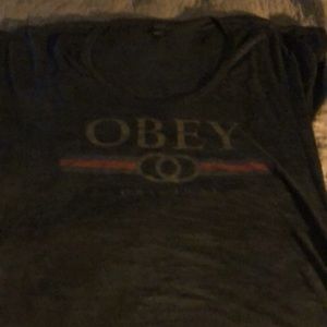 Obey tshirt